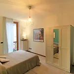 Sabina By Interhome דירה
